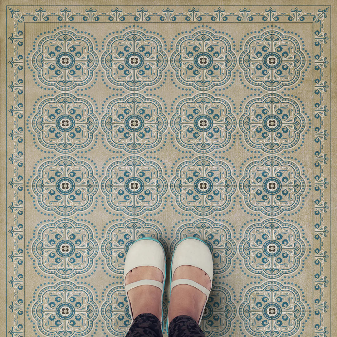 Pattern 28 - Solitude