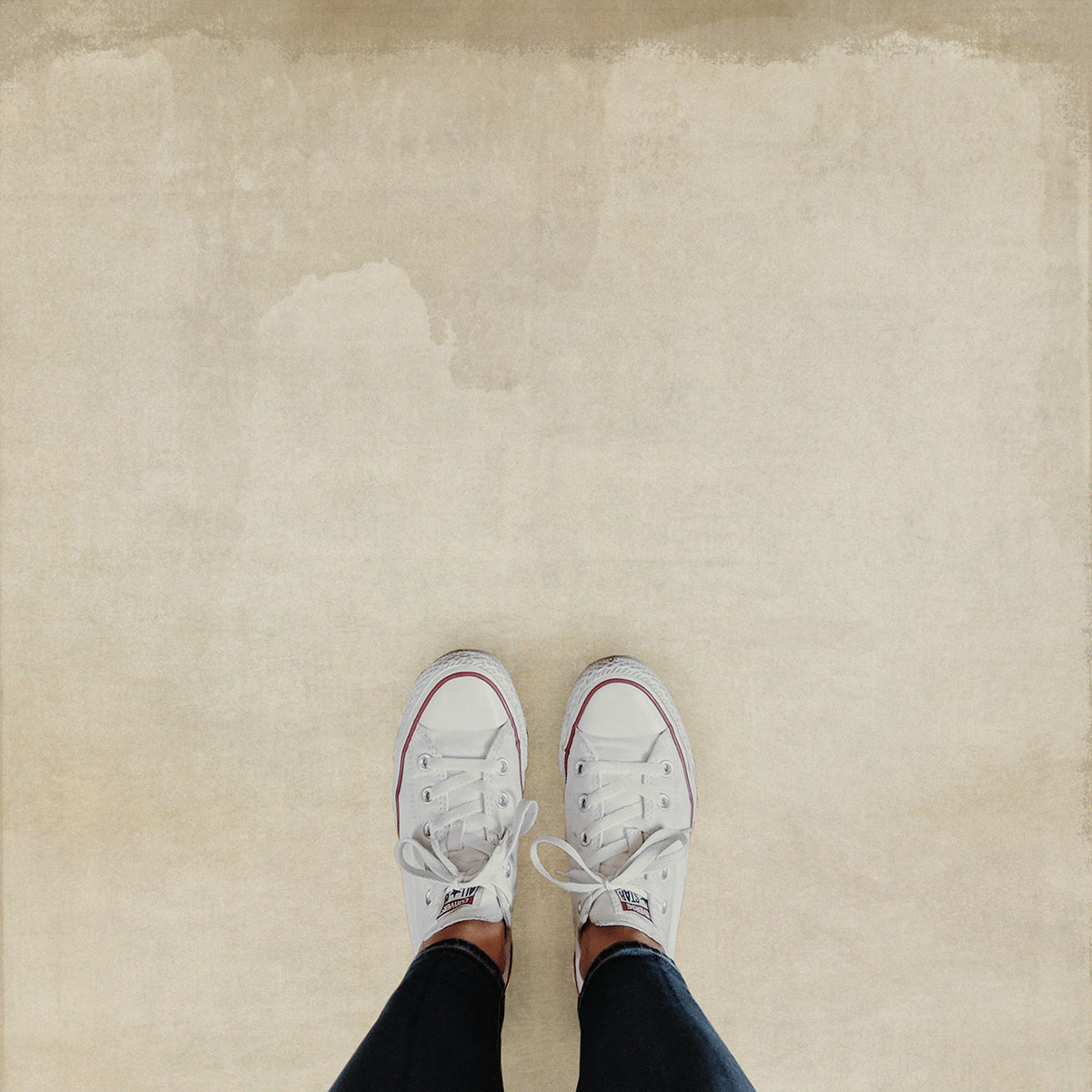 Pattern 52 - Studio Whitewash
