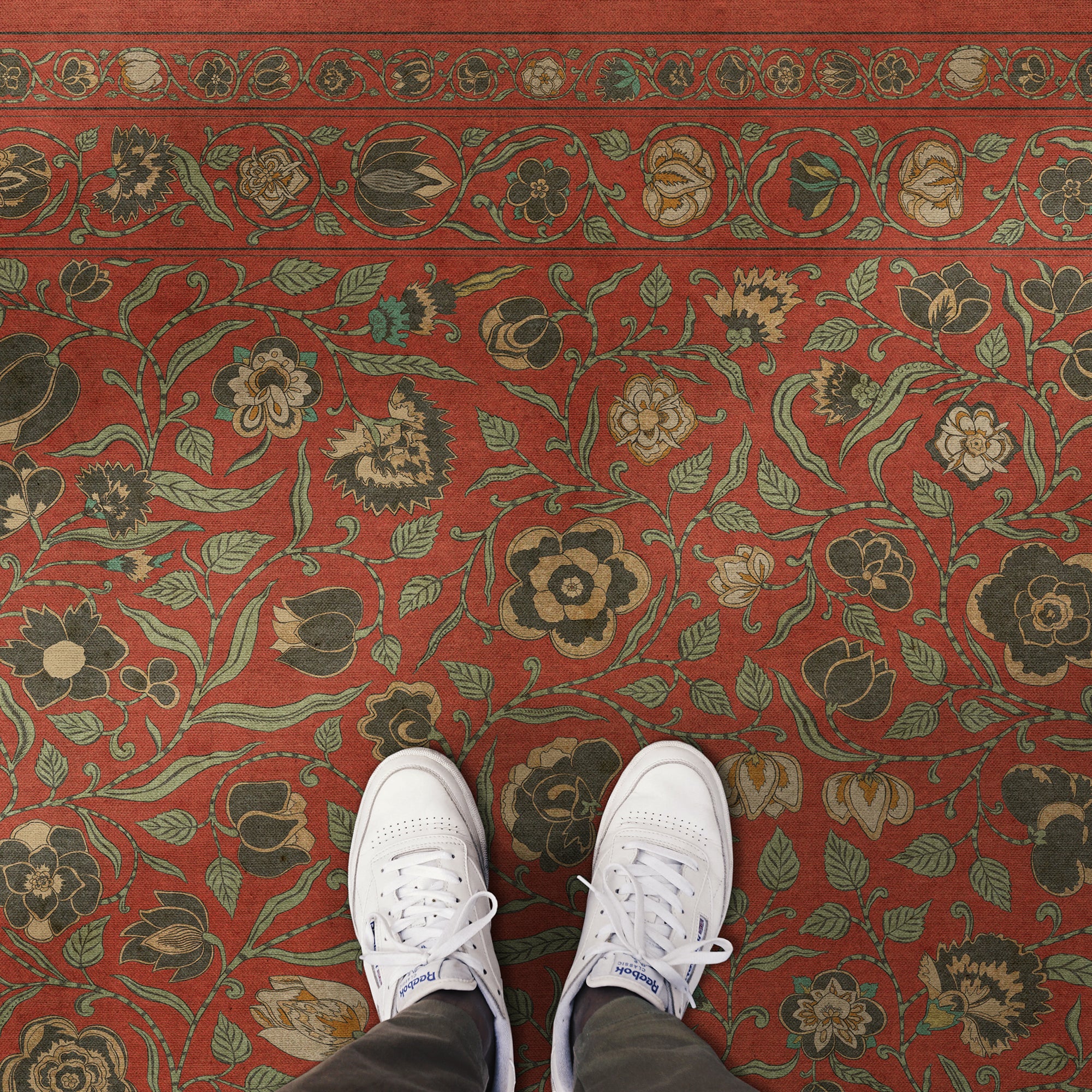 Williamsburg - Antique Floral - Floral Coronation