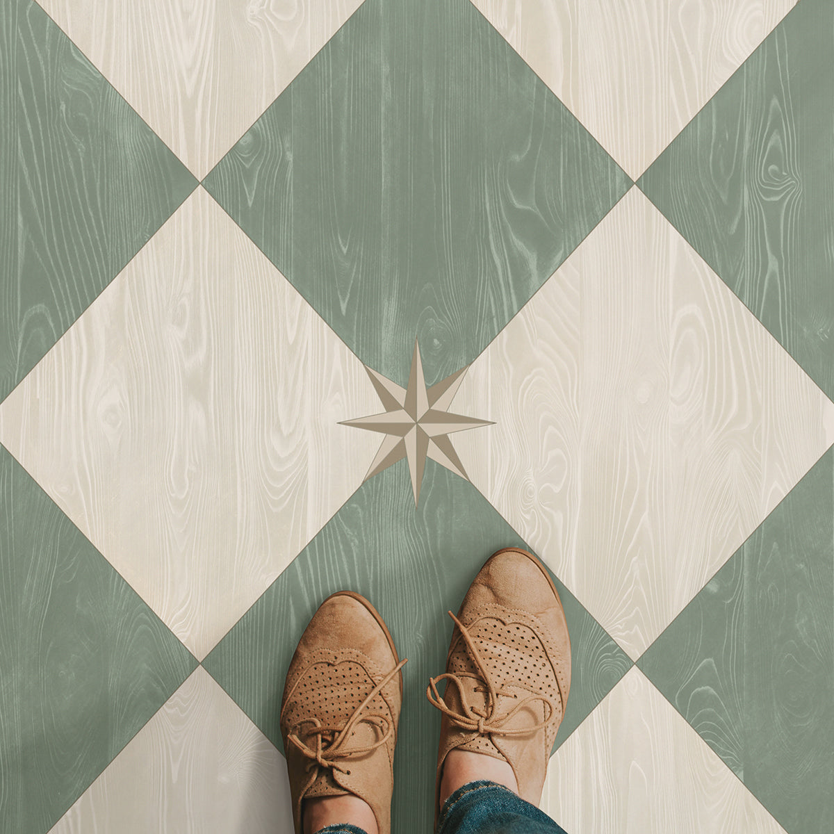 Williamsburg - Compass Diamond - Garden Arbor