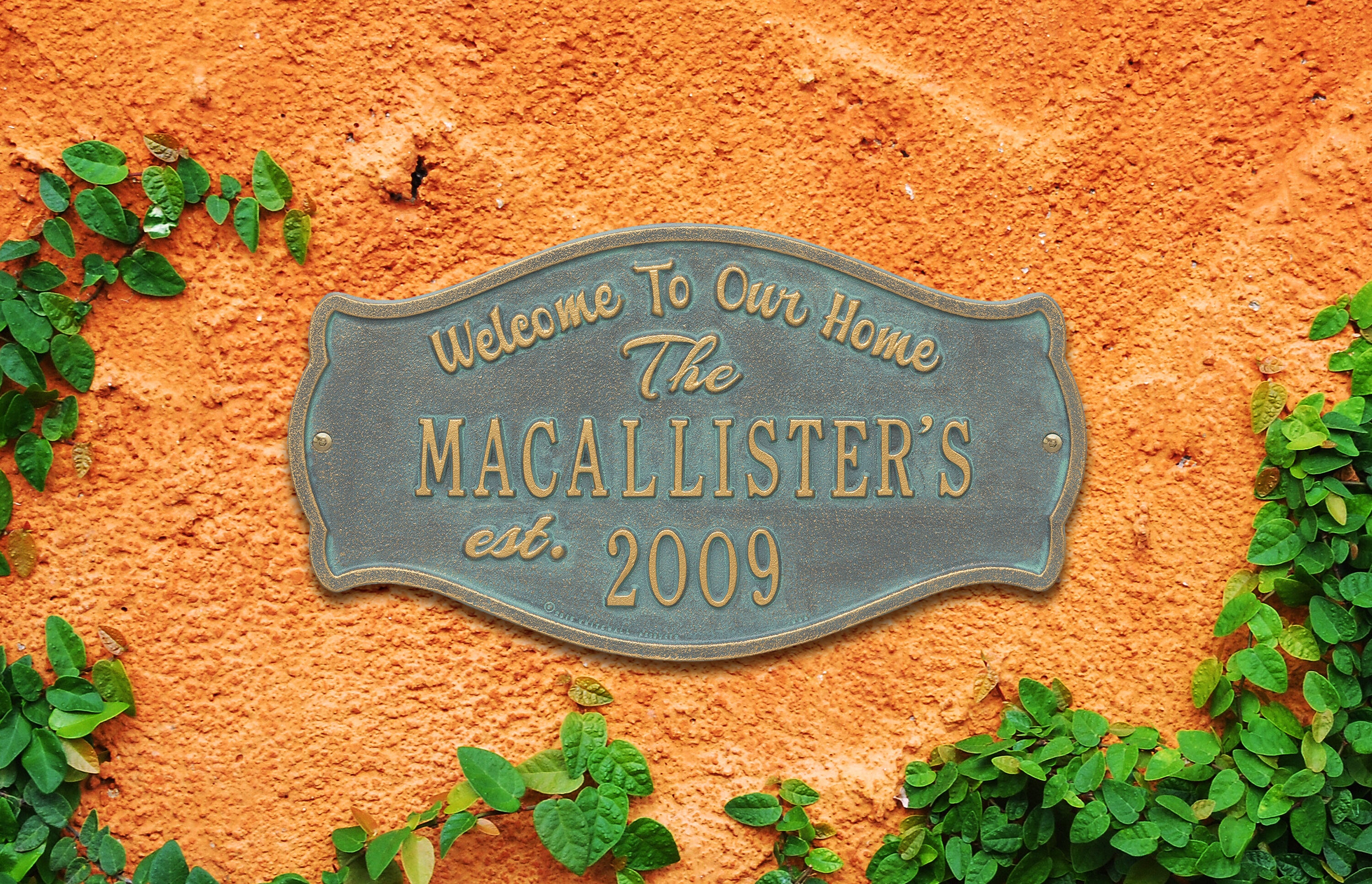 Fluted Arch Welcome Anniversary Plaque 