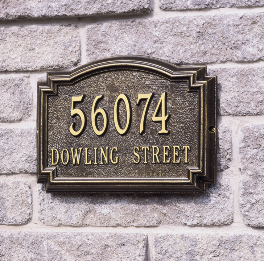 Williamsburg Wall Address Plaque (Standard Size) 
